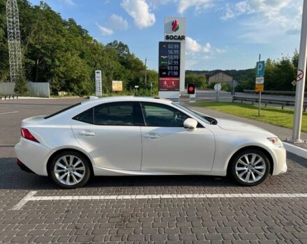 Белый Лексус ИС, объемом двигателя 2.5 л и пробегом 157 тыс. км за 14400 $, фото 6 на Automoto.ua