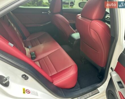 Белый Лексус ИС, объемом двигателя 2 л и пробегом 103 тыс. км за 21500 $, фото 35 на Automoto.ua