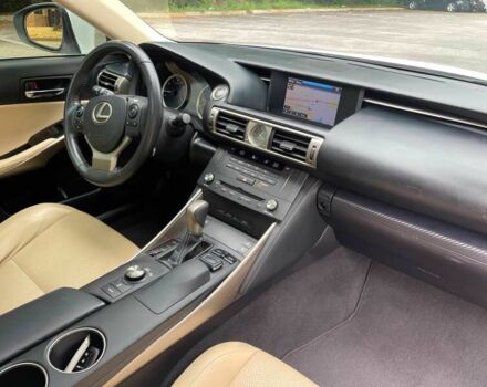 Білий Лексус ІС, об'ємом двигуна 3.5 л та пробігом 132 тис. км за 3500 $, фото 8 на Automoto.ua