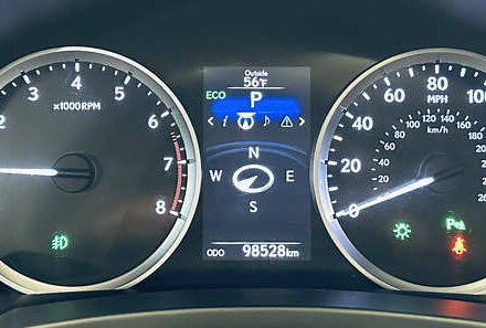 Белый Лексус ИС, объемом двигателя 2.5 л и пробегом 98 тыс. км за 16900 $, фото 29 на Automoto.ua