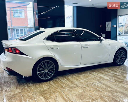 Белый Лексус ИС, объемом двигателя 2.5 л и пробегом 98 тыс. км за 16900 $, фото 7 на Automoto.ua