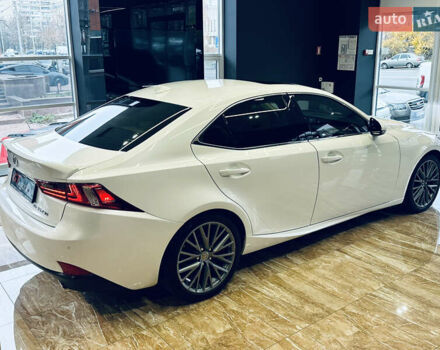 Белый Лексус ИС, объемом двигателя 2.5 л и пробегом 98 тыс. км за 16900 $, фото 8 на Automoto.ua