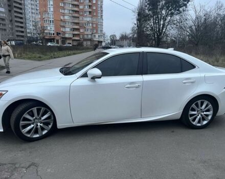 Белый Лексус ИС, объемом двигателя 2 л и пробегом 168 тыс. км за 17999 $, фото 1 на Automoto.ua