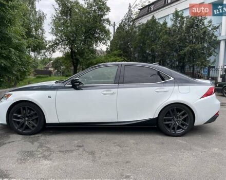 Белый Лексус ИС, объемом двигателя 2 л и пробегом 106 тыс. км за 16790 $, фото 7 на Automoto.ua
