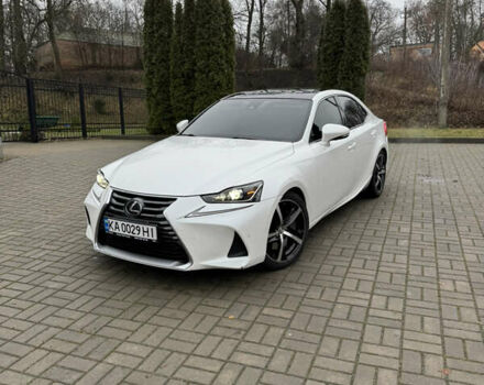 Белый Лексус ИС, объемом двигателя 2 л и пробегом 115 тыс. км за 17700 $, фото 1 на Automoto.ua