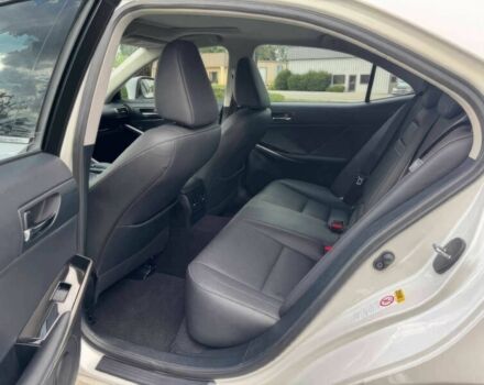 Лексус ИС 2016 в Львове на Automoto.ua Белый Лексус ИС, объемом двигателя 2 л и пробегом 73 тыс. км за 14500 $, фото 10 на Automoto.ua