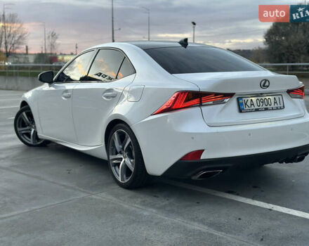 Белый Лексус ИС, объемом двигателя 2 л и пробегом 150 тыс. км за 17999 $, фото 9 на Automoto.ua
