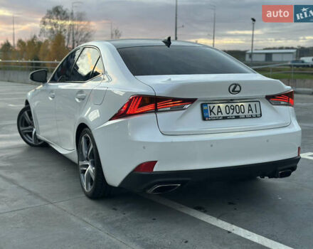 Белый Лексус ИС, объемом двигателя 2 л и пробегом 150 тыс. км за 17999 $, фото 10 на Automoto.ua