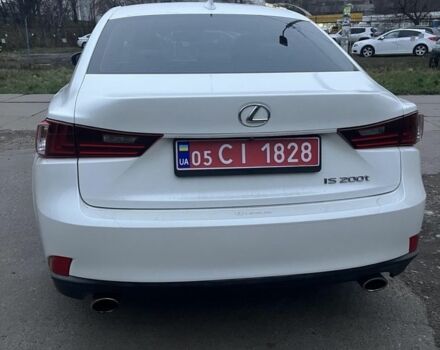 Белый Лексус ИС, объемом двигателя 2 л и пробегом 168 тыс. км за 17999 $, фото 3 на Automoto.ua