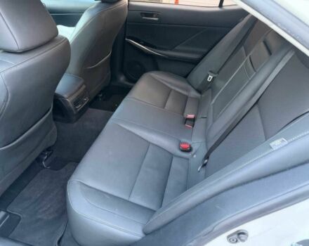 Белый Лексус ИС, объемом двигателя 2 л и пробегом 75 тыс. км за 5900 $, фото 14 на Automoto.ua