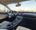 Белый Лексус ИС, объемом двигателя 0 л и пробегом 170 тыс. км за 15900 $, фото 6 на Automoto.ua