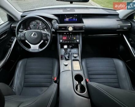 Білий Лексус ІС, об'ємом двигуна 2 л та пробігом 64 тис. км за 20500 $, фото 49 на Automoto.ua