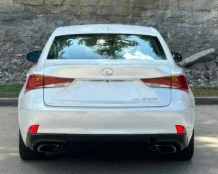 Белый Лексус ИС, объемом двигателя 3.5 л и пробегом 61 тыс. км за 5900 $, фото 4 на Automoto.ua