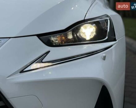 Білий Лексус ІС, об'ємом двигуна 2 л та пробігом 64 тис. км за 20500 $, фото 14 на Automoto.ua