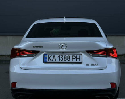 Білий Лексус ІС, об'ємом двигуна 2 л та пробігом 159 тис. км за 17799 $, фото 5 на Automoto.ua