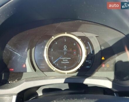 Білий Лексус ІС, об'ємом двигуна 2 л та пробігом 137 тис. км за 3500 $, фото 8 на Automoto.ua