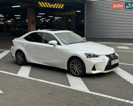 Белый Лексус ИС, объемом двигателя 2 л и пробегом 59 тыс. км за 20700 $, фото 6 на Automoto.ua