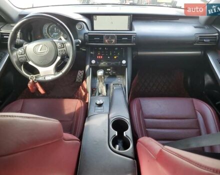 Білий Лексус ІС, об'ємом двигуна 0 л та пробігом 88 тис. км за 5700 $, фото 7 на Automoto.ua