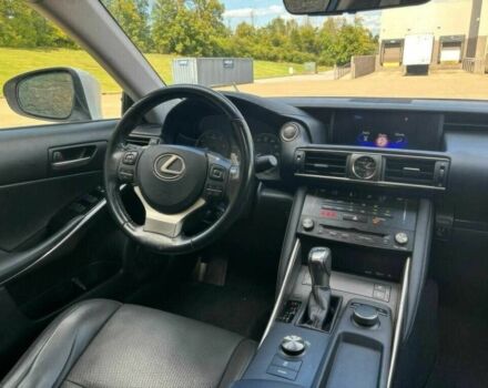 Белый Лексус ИС, объемом двигателя 3.5 л и пробегом 61 тыс. км за 5900 $, фото 6 на Automoto.ua