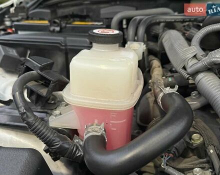 Білий Лексус ІС, об'ємом двигуна 2 л та пробігом 64 тис. км за 20500 $, фото 77 на Automoto.ua