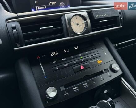 Білий Лексус ІС, об'ємом двигуна 2 л та пробігом 64 тис. км за 20500 $, фото 40 на Automoto.ua