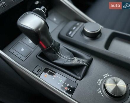 Білий Лексус ІС, об'ємом двигуна 2 л та пробігом 64 тис. км за 20500 $, фото 38 на Automoto.ua