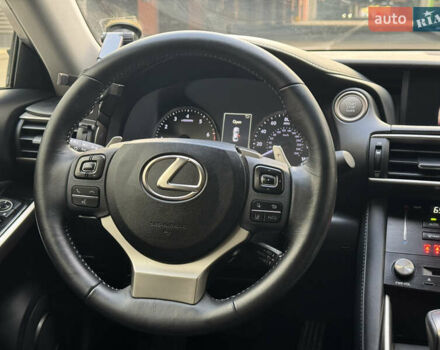 Белый Лексус ИС, объемом двигателя 2 л и пробегом 59 тыс. км за 20700 $, фото 26 на Automoto.ua