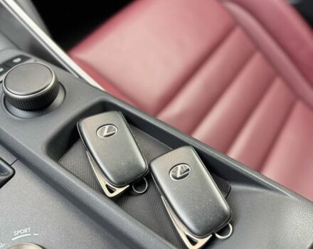 Белый Лексус ИС, объемом двигателя 2 л и пробегом 92 тыс. км за 17900 $, фото 13 на Automoto.ua