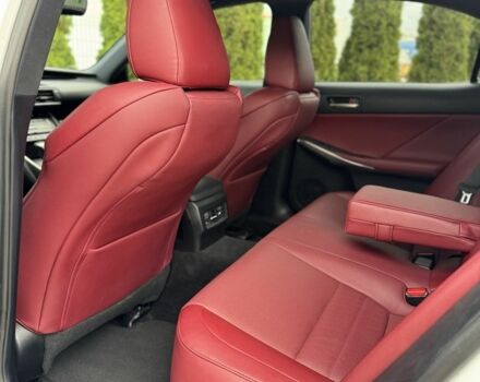 Белый Лексус ИС, объемом двигателя 2 л и пробегом 92 тыс. км за 17900 $, фото 11 на Automoto.ua