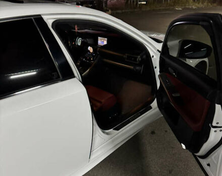 Білий Лексус ІС, об'ємом двигуна 2 л та пробігом 96 тис. км за 18500 $, фото 3 на Automoto.ua