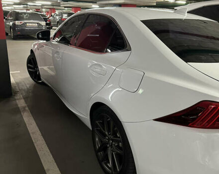 Белый Лексус ИС, объемом двигателя 2 л и пробегом 113 тыс. км за 22000 $, фото 1 на Automoto.ua