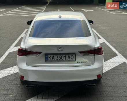 Белый Лексус ИС, объемом двигателя 2 л и пробегом 59 тыс. км за 20700 $, фото 4 на Automoto.ua
