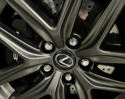 Белый Лексус ИС, объемом двигателя 2 л и пробегом 113 тыс. км за 20000 $, фото 5 на Automoto.ua