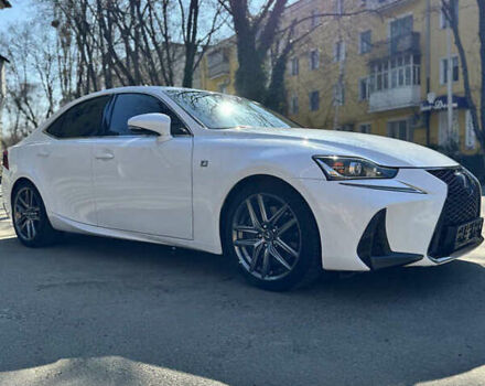 Белый Лексус ИС, объемом двигателя 2 л и пробегом 83 тыс. км за 20000 $, фото 1 на Automoto.ua