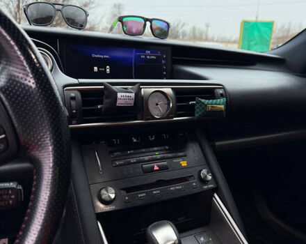 Білий Лексус ІС, об'ємом двигуна 2 л та пробігом 114 тис. км за 20900 $, фото 13 на Automoto.ua