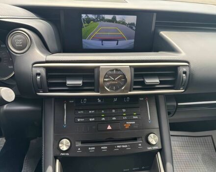 Белый Лексус ИС, объемом двигателя 3.5 л и пробегом 50 тыс. км за 11000 $, фото 10 на Automoto.ua