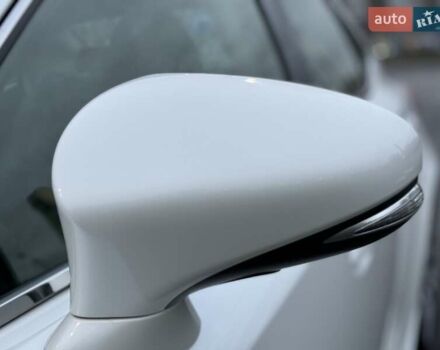 Білий Лексус ІС, об'ємом двигуна 2 л та пробігом 64 тис. км за 20500 $, фото 27 на Automoto.ua