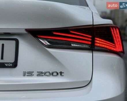 Білий Лексус ІС, об'ємом двигуна 2 л та пробігом 64 тис. км за 20500 $, фото 5 на Automoto.ua