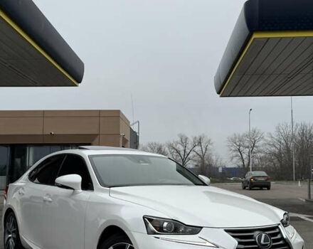 Белый Лексус ИС, объемом двигателя 2 л и пробегом 42 тыс. км за 20900 $, фото 7 на Automoto.ua