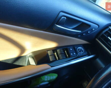 Белый Лексус ИС, объемом двигателя 3.46 л и пробегом 61 тыс. км за 26000 $, фото 16 на Automoto.ua