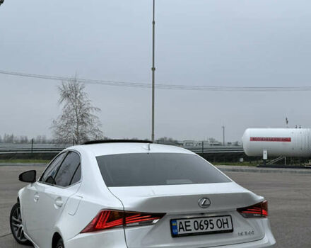 Белый Лексус ИС, объемом двигателя 2 л и пробегом 42 тыс. км за 20900 $, фото 4 на Automoto.ua