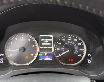 Белый Лексус ИС, объемом двигателя 2 л и пробегом 42 тыс. км за 20900 $, фото 32 на Automoto.ua