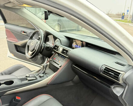 Белый Лексус ИС, объемом двигателя 2 л и пробегом 42 тыс. км за 20900 $, фото 28 на Automoto.ua