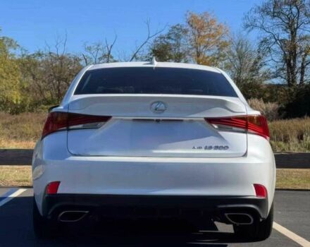 Белый Лексус ИС, объемом двигателя 3.5 л и пробегом 41 тыс. км за 8500 $, фото 4 на Automoto.ua