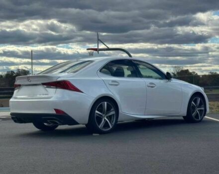 Белый Лексус ИС, объемом двигателя 3.5 л и пробегом 41 тыс. км за 8500 $, фото 5 на Automoto.ua