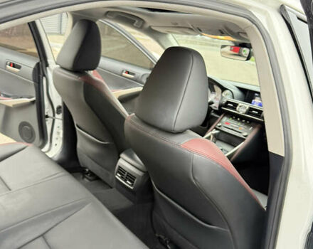 Белый Лексус ИС, объемом двигателя 2 л и пробегом 42 тыс. км за 20900 $, фото 27 на Automoto.ua