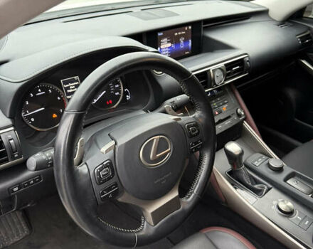 Белый Лексус ИС, объемом двигателя 2 л и пробегом 42 тыс. км за 20900 $, фото 31 на Automoto.ua