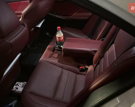 Белый Лексус ИС, объемом двигателя 3.5 л и пробегом 66 тыс. км за 21500 $, фото 3 на Automoto.ua