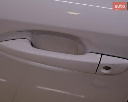 Белый Лексус ИС, объемом двигателя 3.46 л и пробегом 66 тыс. км за 19900 $, фото 16 на Automoto.ua