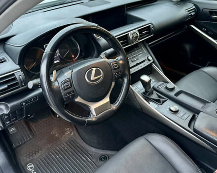Белый Лексус ИС, объемом двигателя 3.46 л и пробегом 90 тыс. км за 26500 $, фото 6 на Automoto.ua